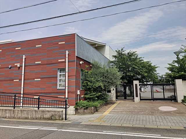 幼稚園・保育園　あおば保育園（幼稚園・保育園）まで272m