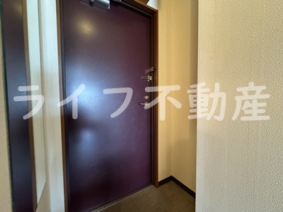 玄関　ゆったりとした玄関です