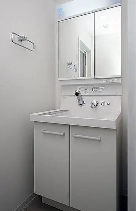 洗面設備　※別部屋参考写真
