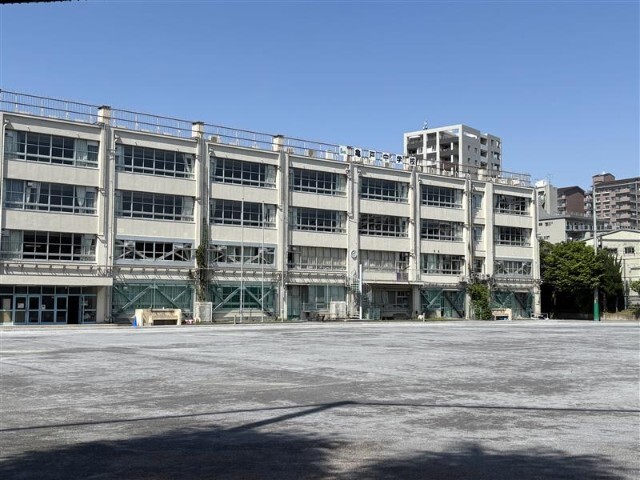 中学校　江東区立亀戸中学校（中学校）まで1300m