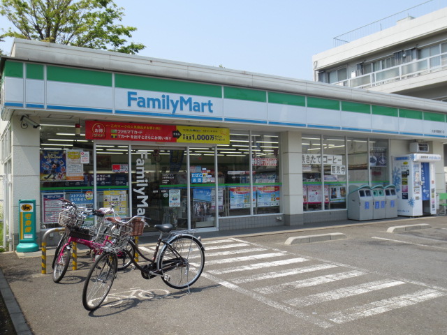 コンビニ　ファミリーマート大泉学園通り店（コンビニ）まで911m