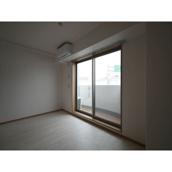 庭　LDK11.4 帖
