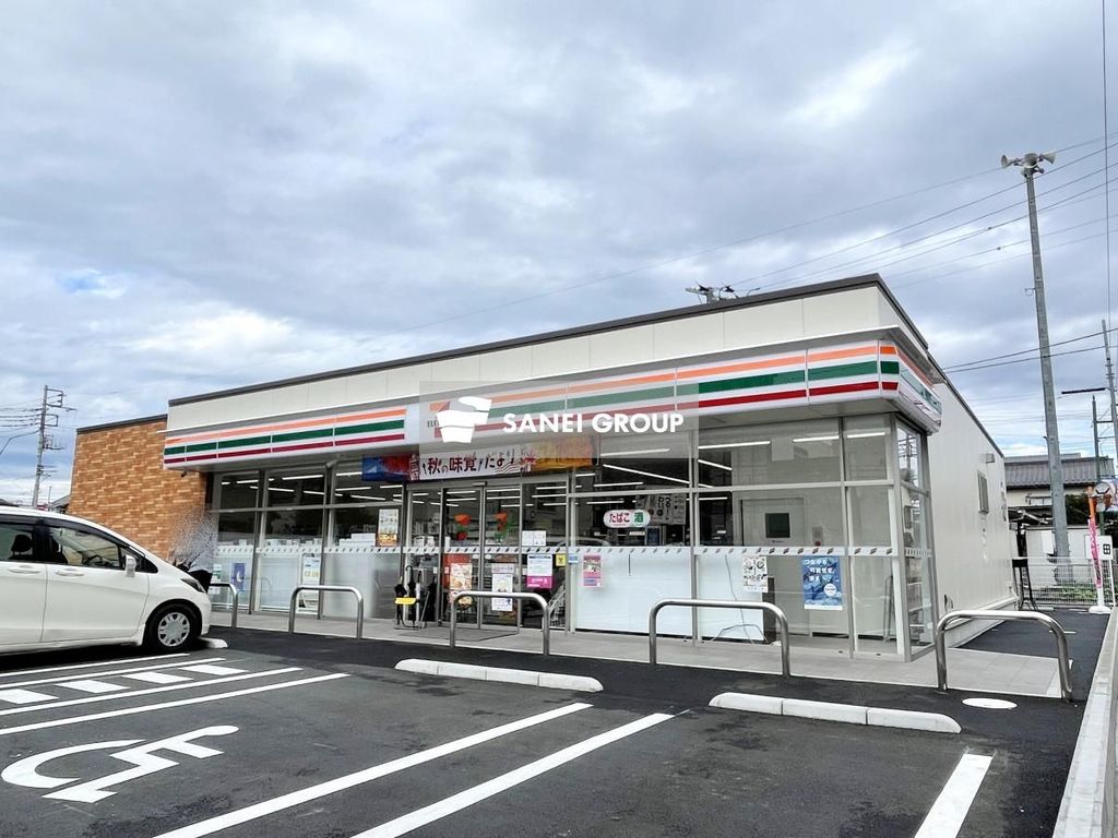 コンビニ　セブンイレブン 飯能東町店（コンビニ）まで40m