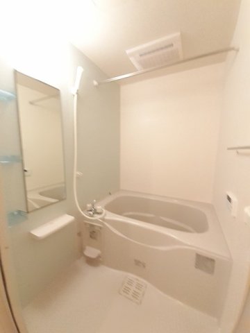 トイレ　落ち着いたトイレです