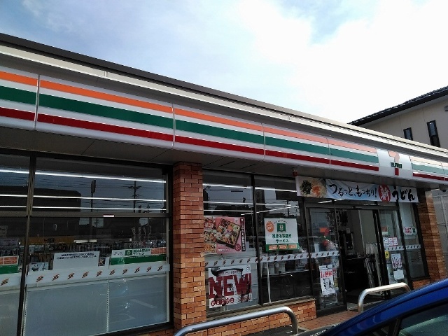 コンビニ　セブンイレブン名古屋弥富通５丁目店（コンビニ）まで349m