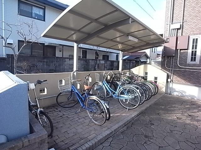 その他共有部分　駐輪場もバッチリ完備しております♪