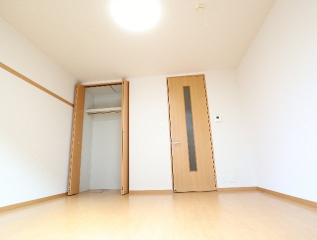 その他部屋・スペース　使い勝手のいい寝室です
