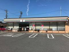 コンビニ　セブンイレブン 碧南春日町3丁目店（コンビニ）まで516m