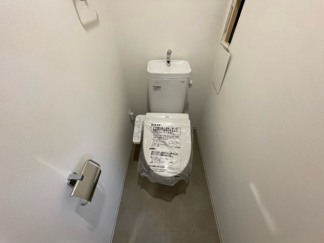 トイレ　※同施工会社のイメージ写真※