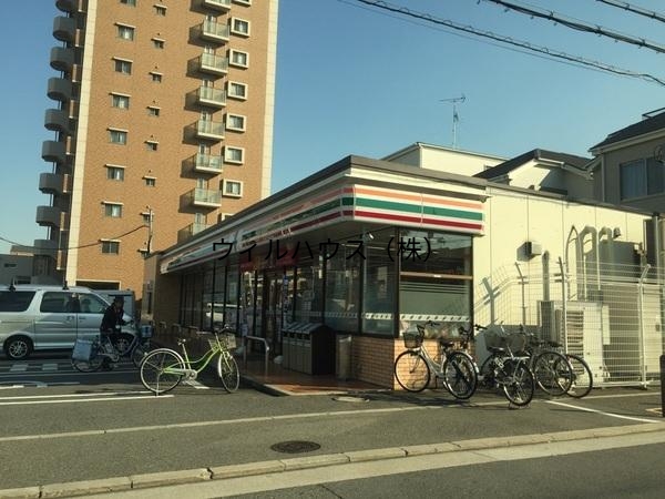 コンビニ　セブンイレブン堺浅香山町3丁店（コンビニ）まで744m
