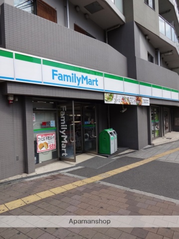 コンビニ　ファミリーマート（コンビニ）まで508m