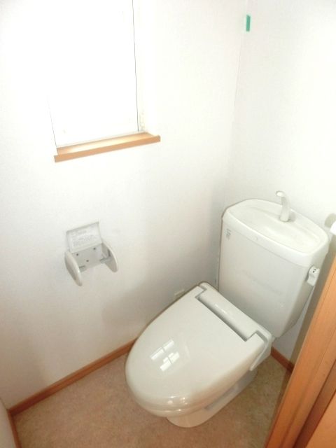 トイレ　清潔感のあるトイレです。