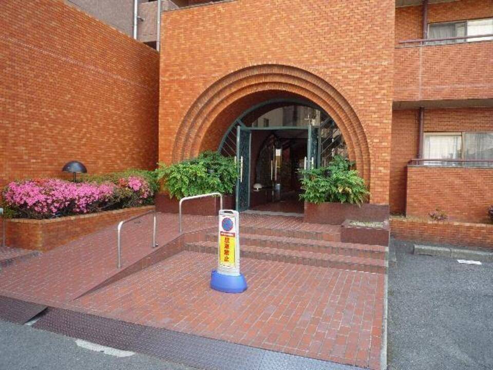 エントランス　アプローチ