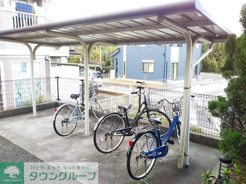その他　駐輪場完備