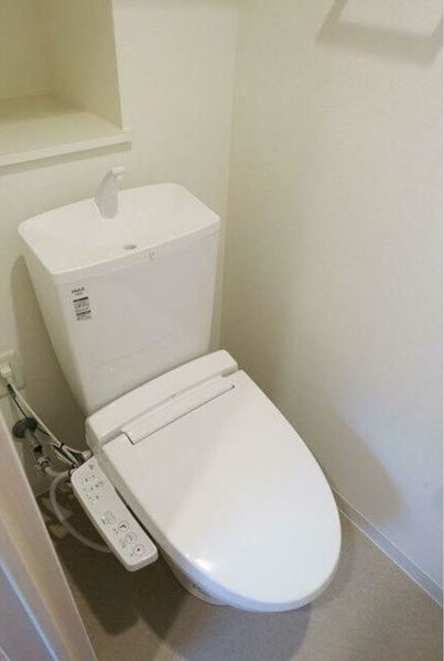 トイレ　※同一物件参考写真