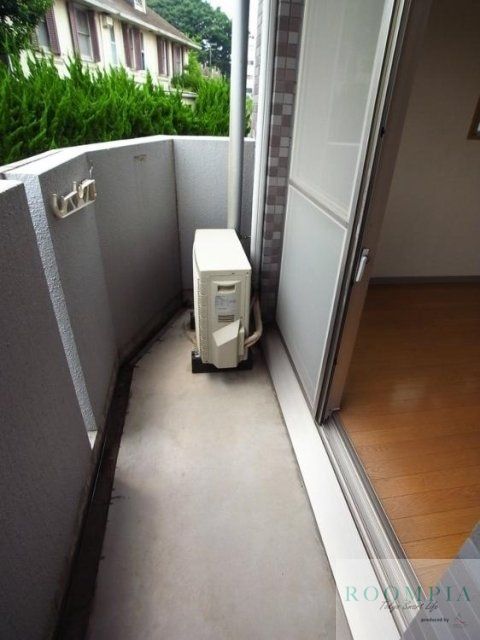 バルコニー　※同タイプの別のお部屋です。