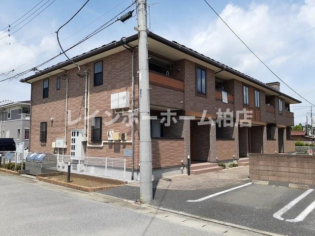 建物外観　外観は落ち着いています