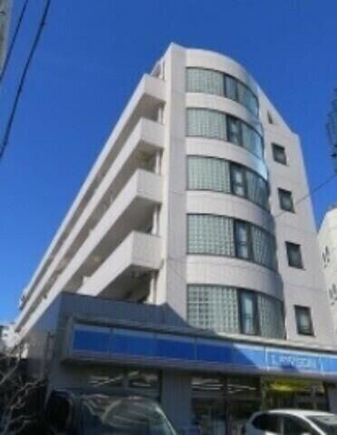 建物外観　外観は落ち着いています