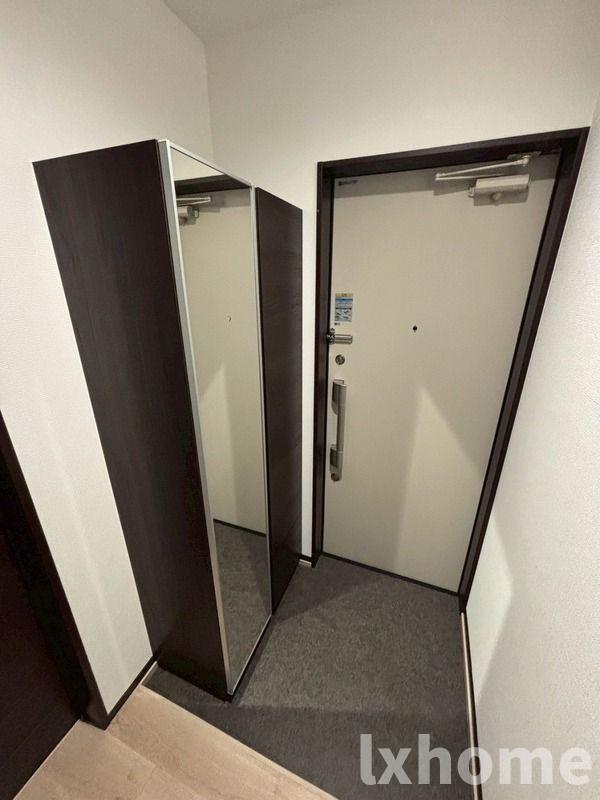 玄関　収納もある玄関です