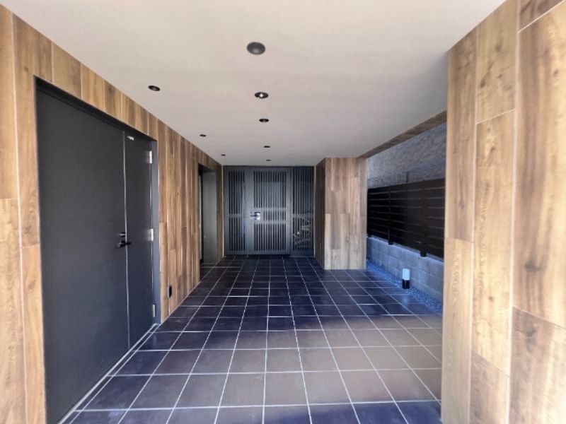エントランス　建物の内部です