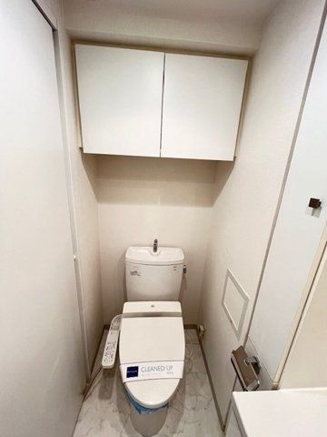 トイレ　※同タイプの別のお部屋です。