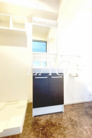 洗面設備　独立洗面台です。