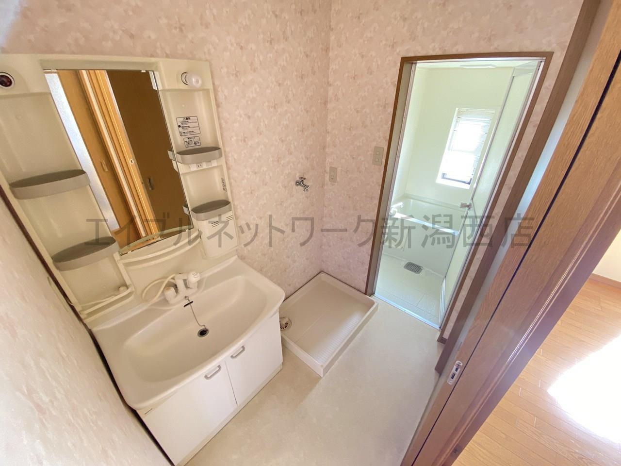 洗面設備　参考写真