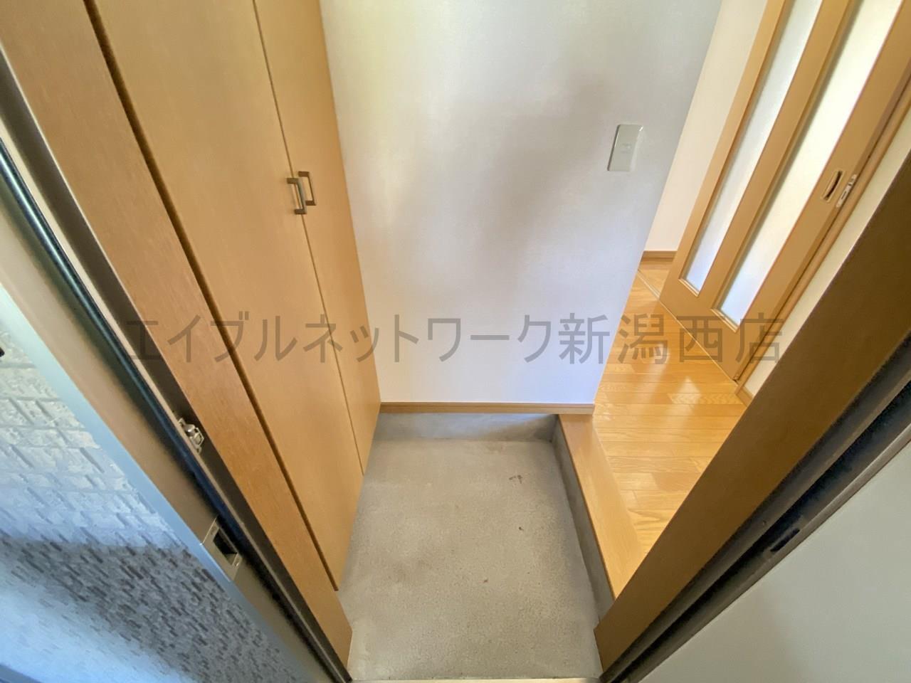 玄関　参考写真
