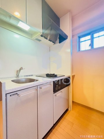 キッチン　※建物内別間取参考写真