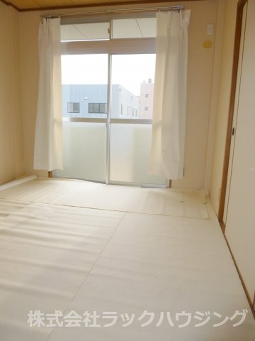 居室・リビング　【お部屋さがしはラックハウジングにお問合せ下さいませ♪】