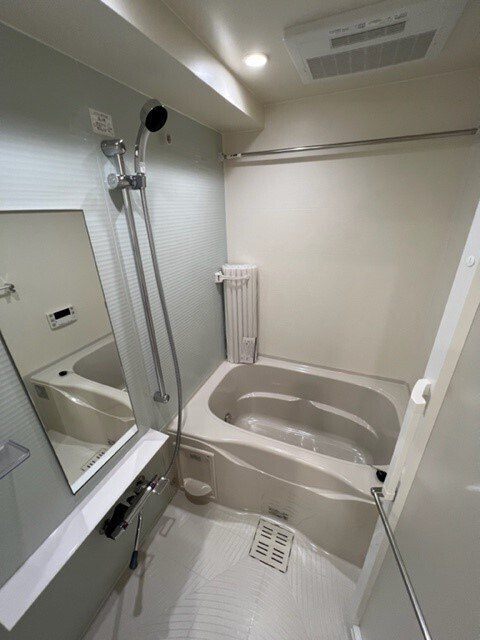 バス・シャワールーム　同じ間取りタイプの写真になります。