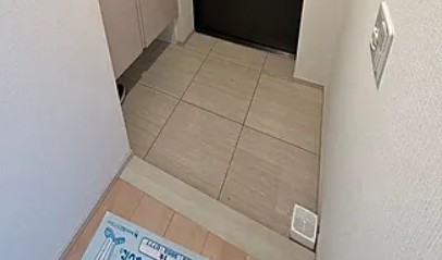 玄関　別部屋イメージ画像になります