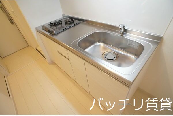 キッチン　同型タイプの為、現状を優先致します。