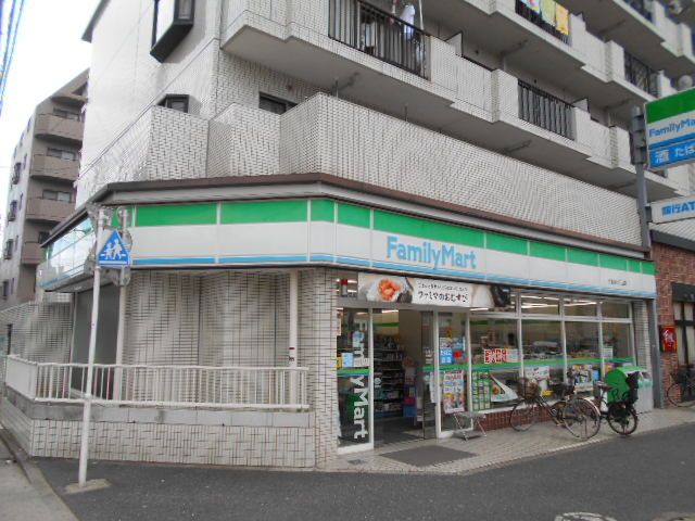 コンビニ　ファミリーマート中葛西六丁目店（コンビニ）まで118m