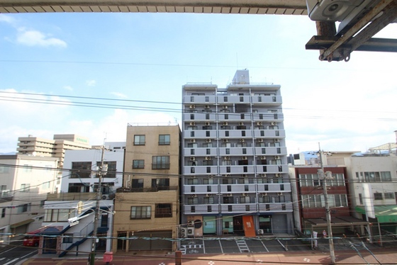 眺望　※掲載写真は同マンション別部屋参考写真となります。