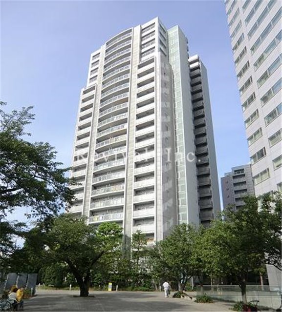 建物外観　高級感ある２２階建てタワーマンション