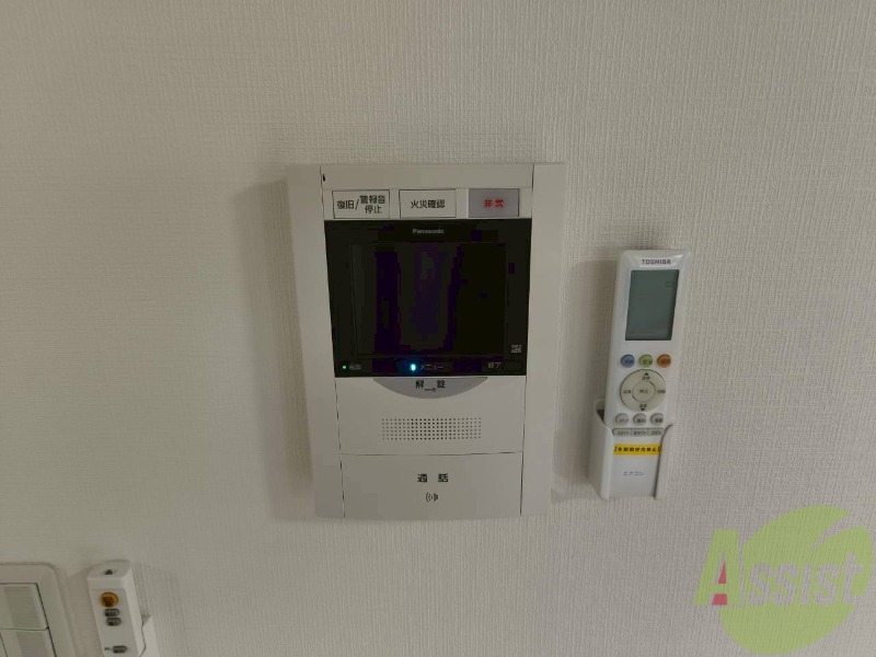 セキュリティ　ＴＶモニター付インターホンです。来客者の顔が見えるので安心！