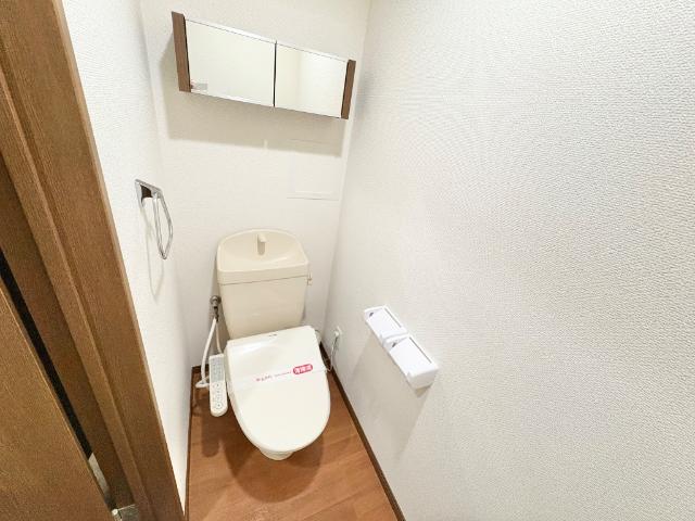 トイレ　シャワー付トイレ