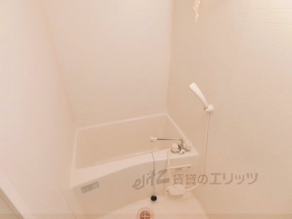 バス・シャワールーム　風呂