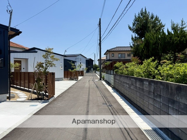 その他　敷地通路（その他）まで0m