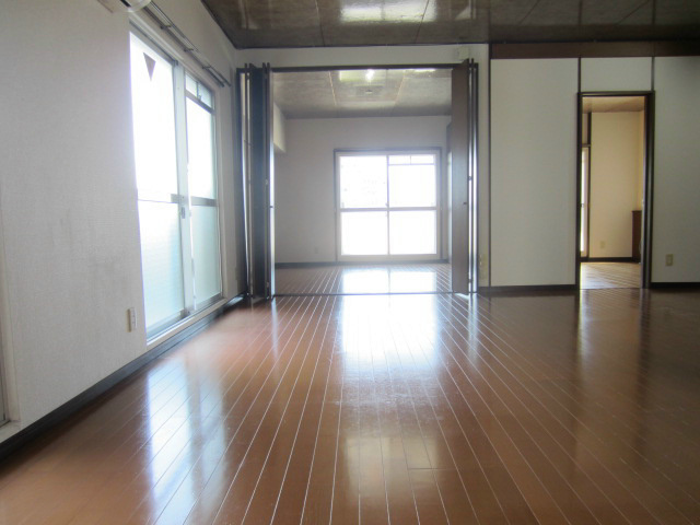 その他　＊他室の写真です。