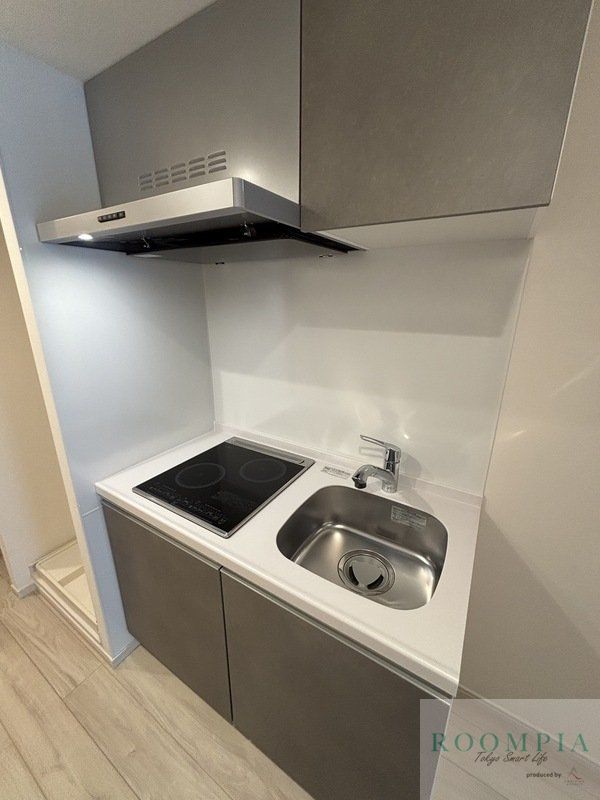キッチン　※写真は間取り反転タイプの別のお部屋です