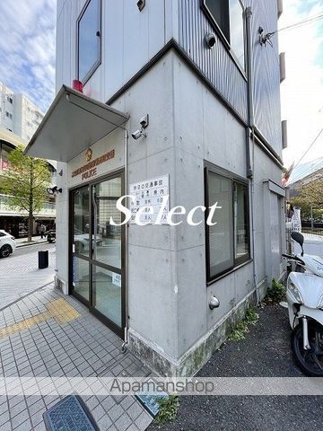 警察署・交番　加賀町警察署 元町交番（警察署・交番）まで208m