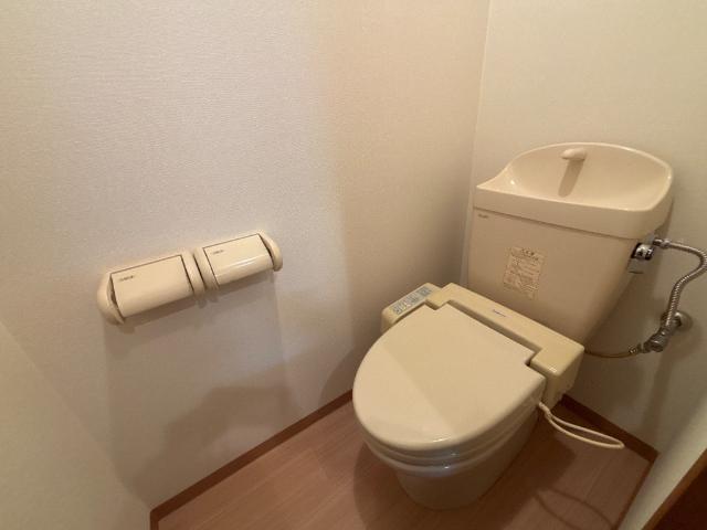 トイレ　シャワー付トイレ