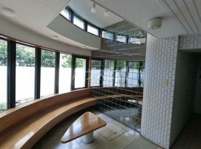 ロビー