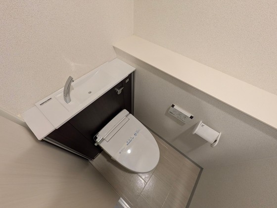 トイレ　※別部屋の写真です