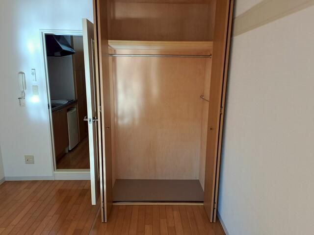 収納　別部屋参考写真となります
