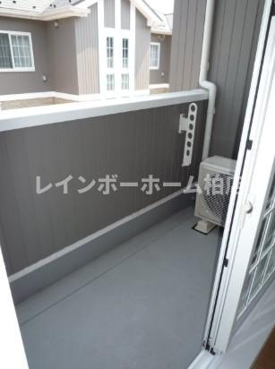 バルコニー　バルコニーがあります