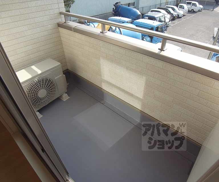 バルコニー　南向きバルコニー。