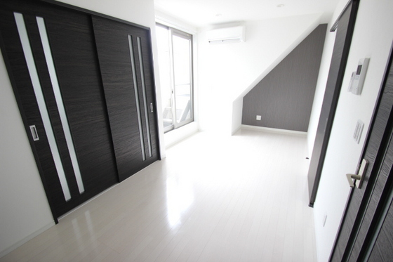 居室・リビング　※別部屋の写真です